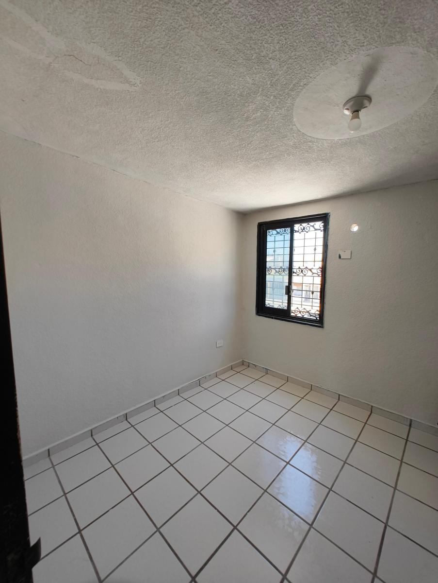 casa-de-2-pisos-en-infonavit-barrancos-culiacan - Vista 11