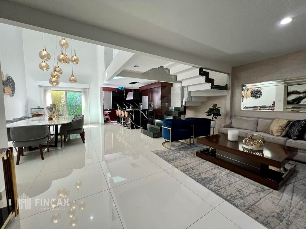 Casa de Lujo en Venta Privada con Alberca AMORADA - Foto 3