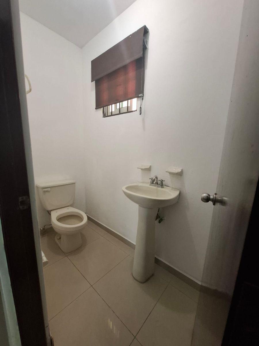 casa-de-venta-en-rincon-de-los-girasoles-en-fracc-rincon-de- - Vista 11