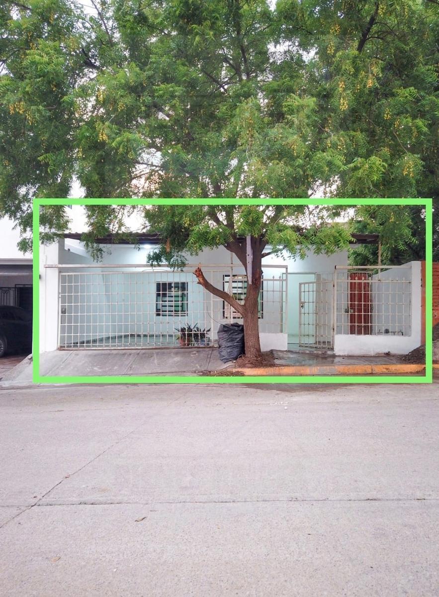 Casa en Adolfo Lopez Mateos Remodelada