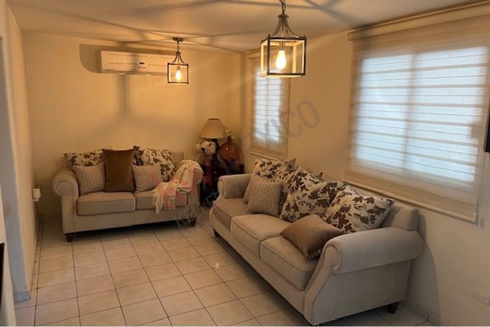 Casa en Fraccionamiento Canaco