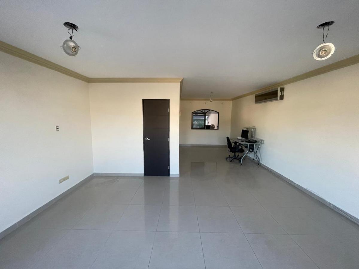 casa-en-fraccionamiento-canadas - Vista 15