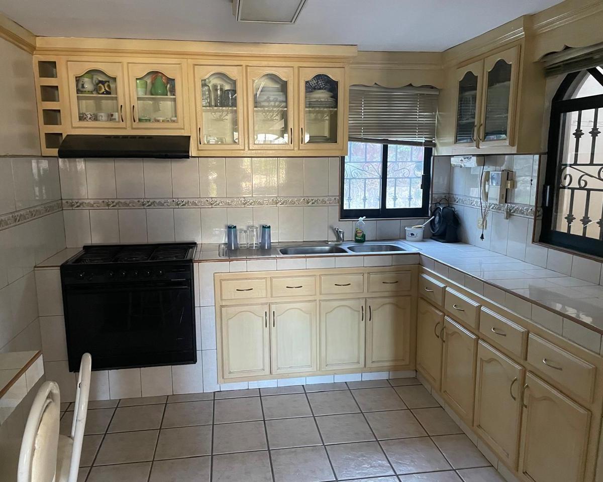 Casa en Fraccionamiento Cañadas