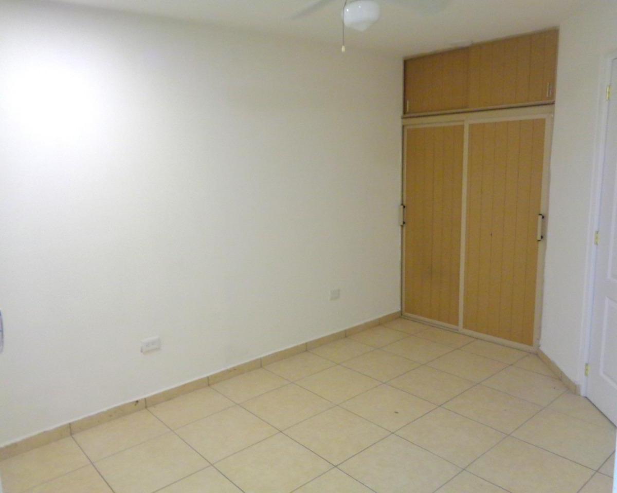 Casa en Fraccionamiento Rincón Colonial