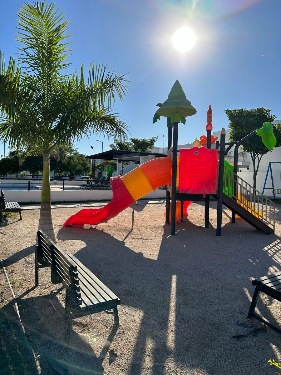 casa-en-renta-en-privada-kentia-valle-alto - Vista 19