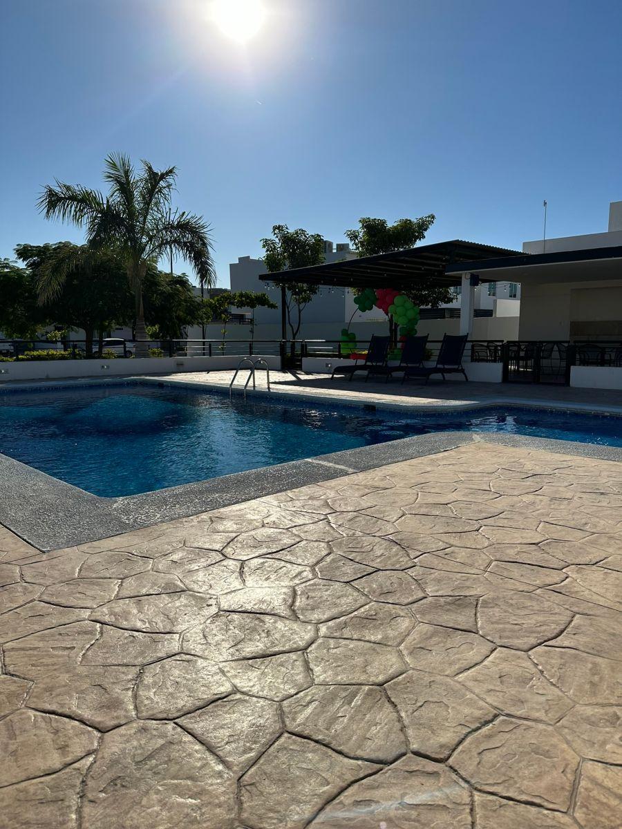 casa-en-renta-en-privada-kentia-valle-alto - Vista 20