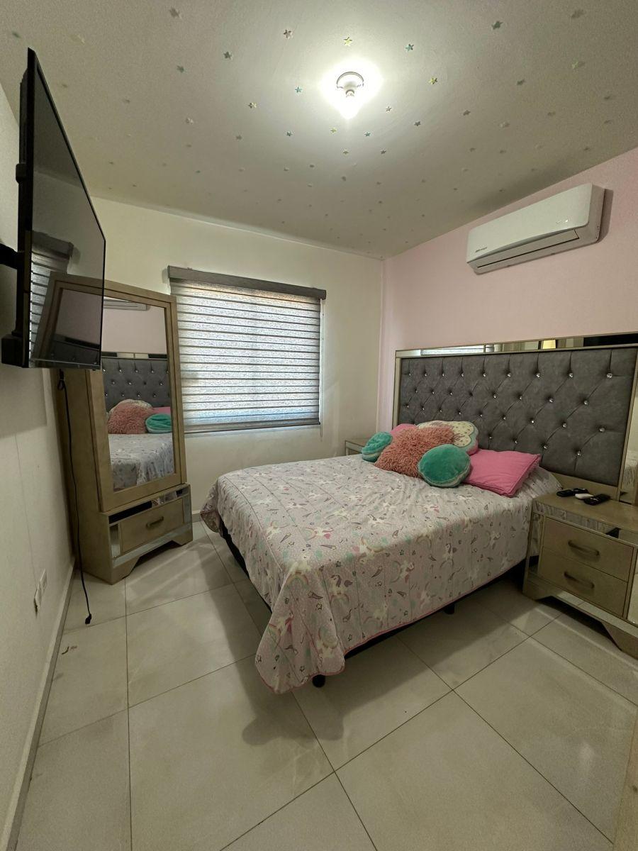 Casa en Renta en Privada Kentia Valle Alto