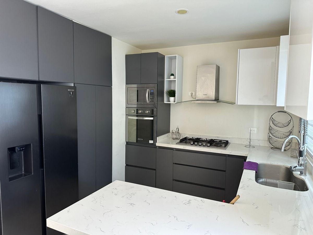 casa-en-renta-en-privada-kentia-valle-alto - Vista 7