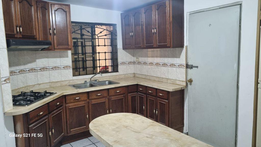 casa-en-sector-aeropuerto - Vista 7