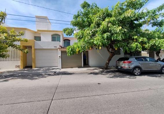 Casa en Venta Colonia Guadalupe Culiacán