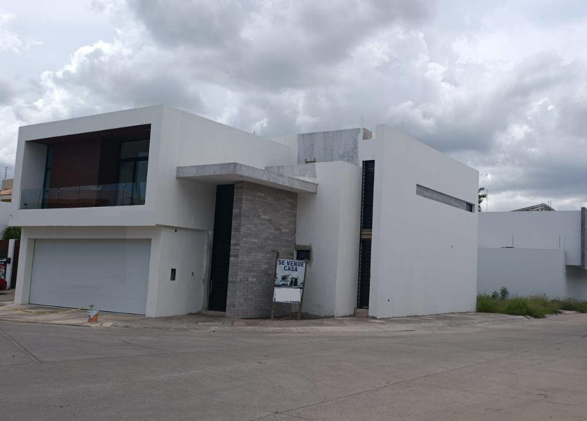Casa en Venta Culiacan, Nueva Tres Rios 4 Recamaras