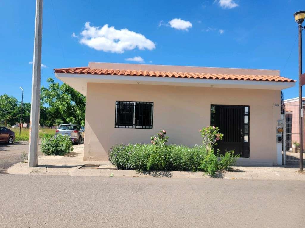 Casa en Venta en Fracc Capistrano, Sector Sur de Culiacán.