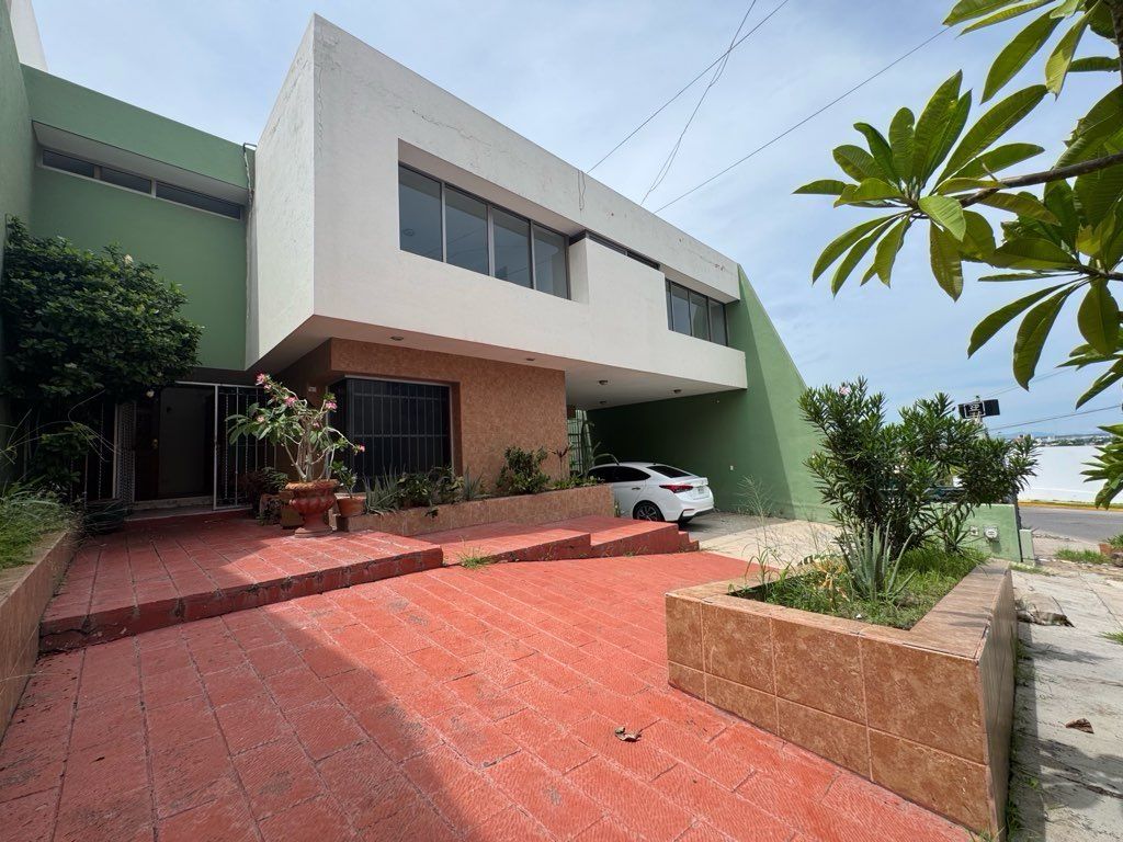 Casa en venta en Fracc Colinas De San Miguel - Foto 1