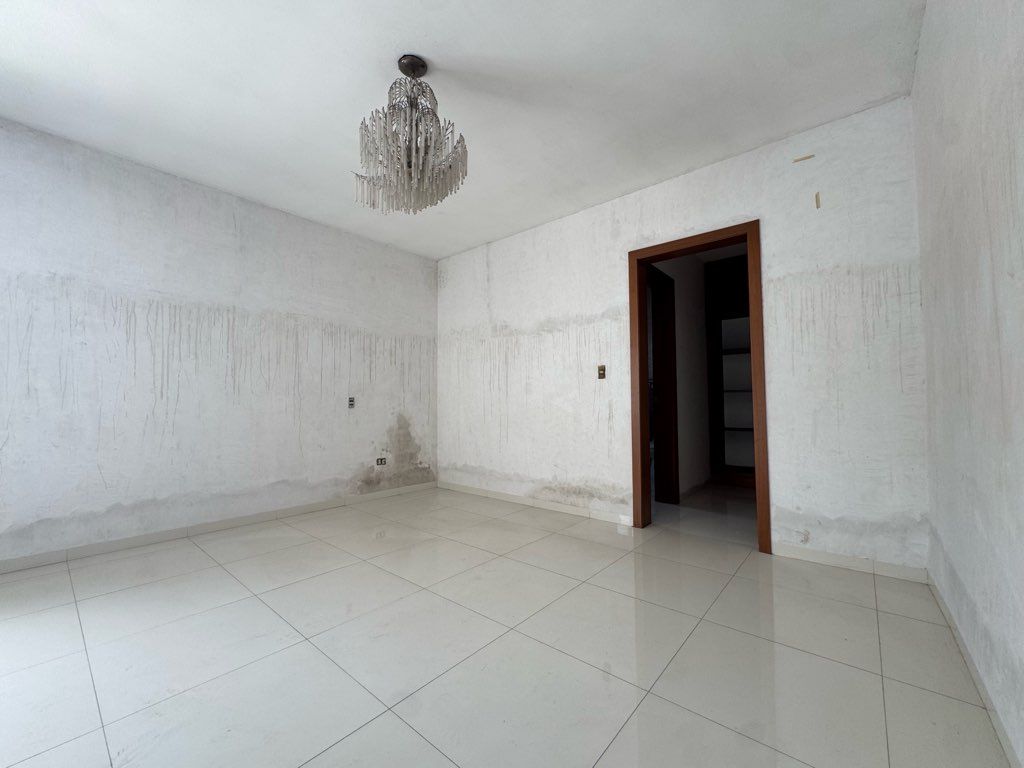 casa-en-venta-en-fracc-colinas-de-san-miguel - Vista 26