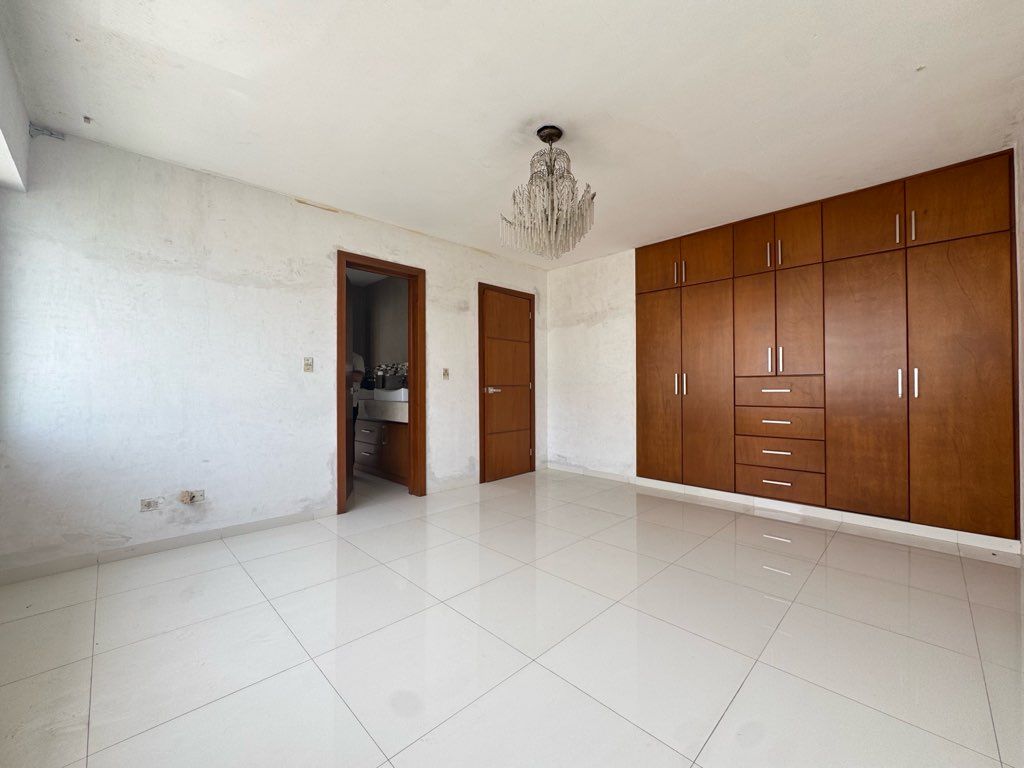 casa-en-venta-en-fracc-colinas-de-san-miguel - Vista 31