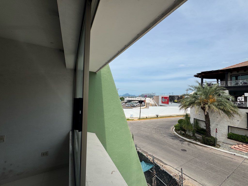 casa-en-venta-en-fracc-colinas-de-san-miguel - Vista 32