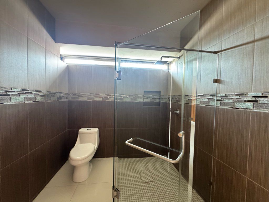 casa-en-venta-en-fracc-colinas-de-san-miguel - Vista 40