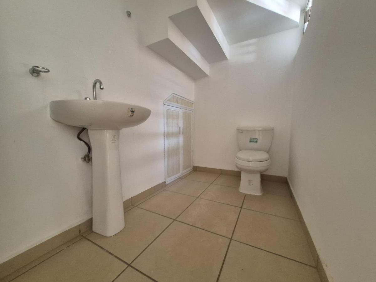 casa-en-venta-en-fraccionamiento-interlomas - Vista 12