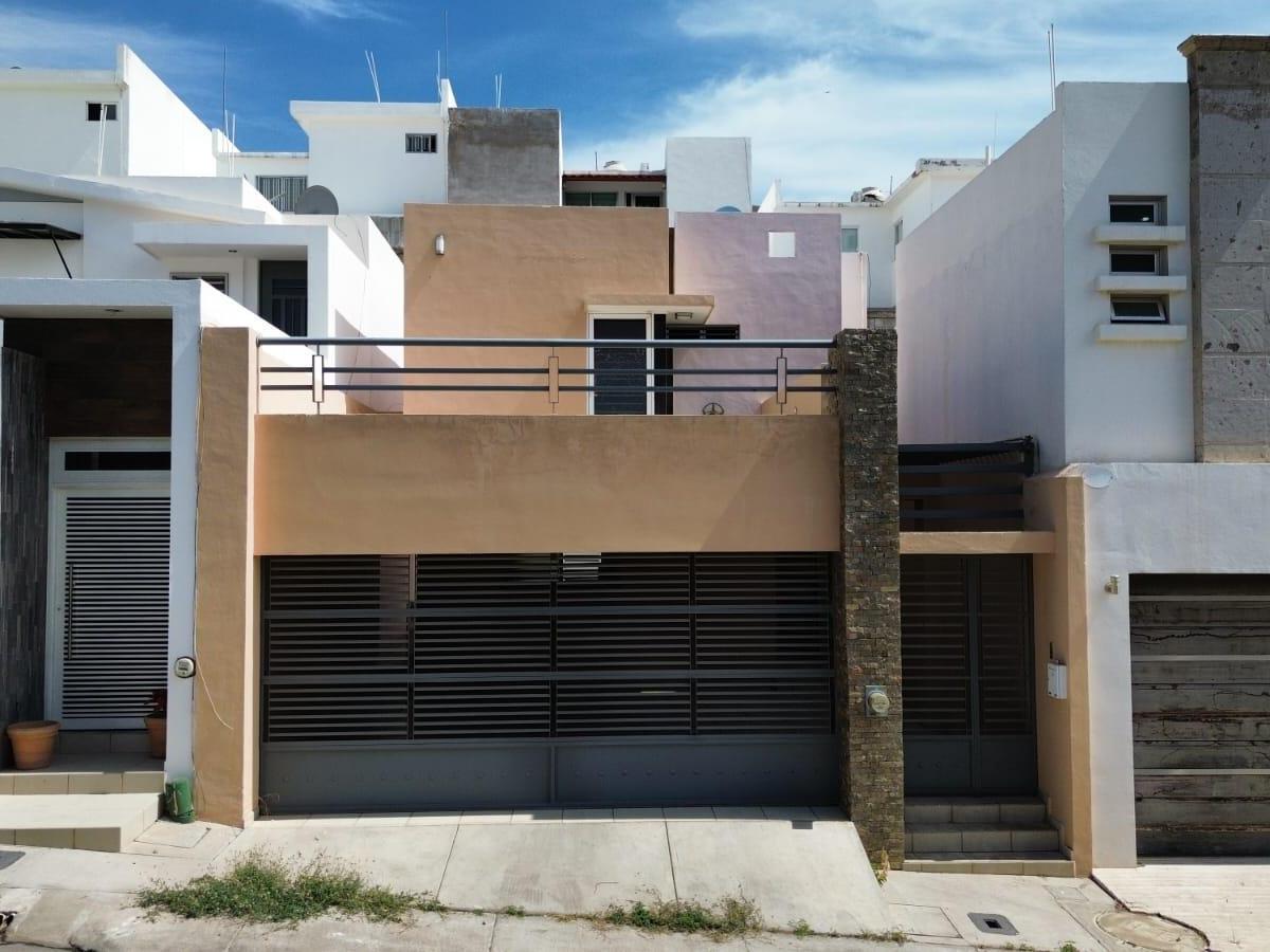 Casa en Venta en Fraccionamiento Interlomas