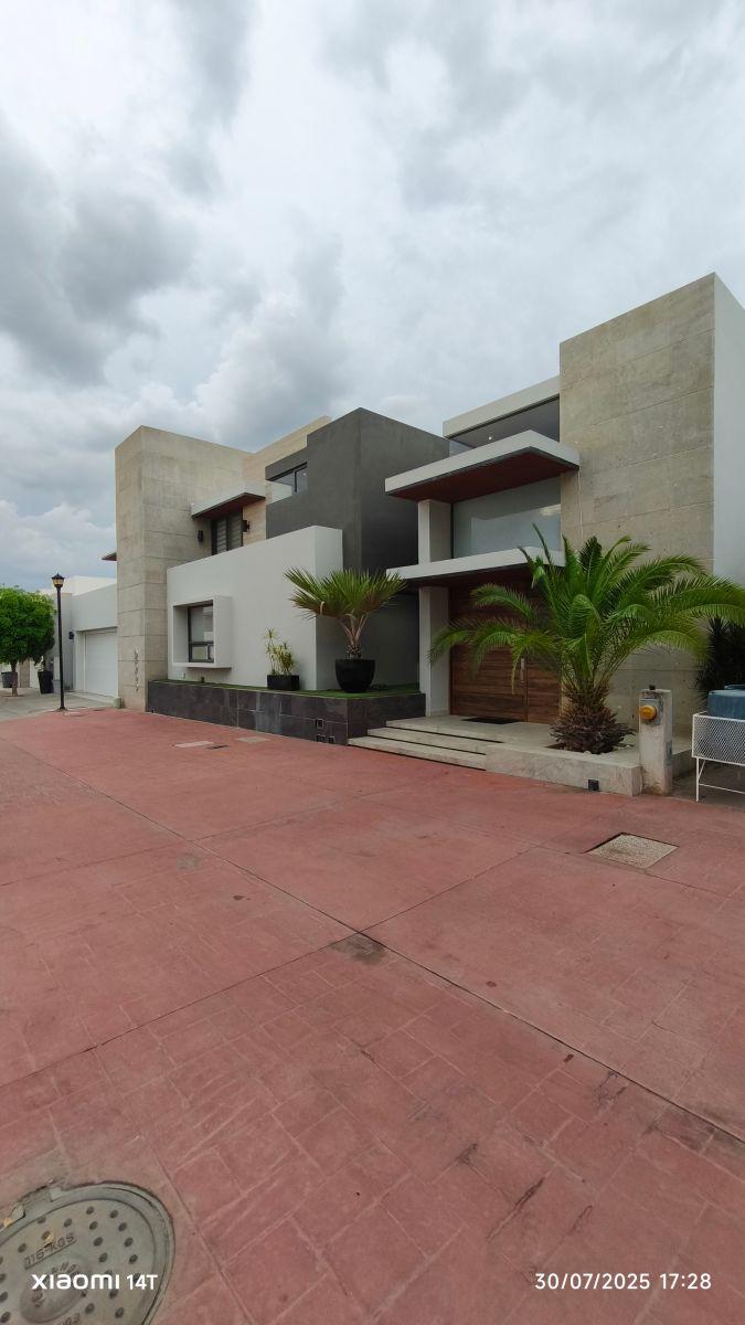 Casa en Venta en Privada La Cantera