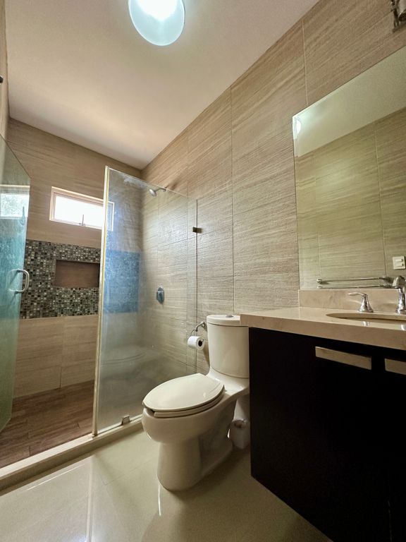 casa-en-venta-en-quinta-americana-sector-las-quintas - Vista 17