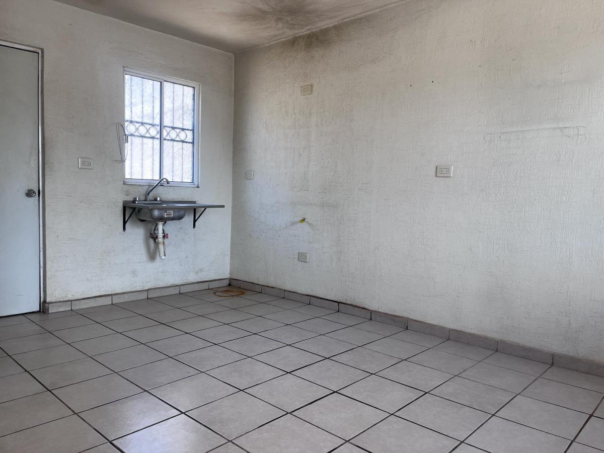 casa-en-venta-en-stanza-corcega-a2 - Vista 7