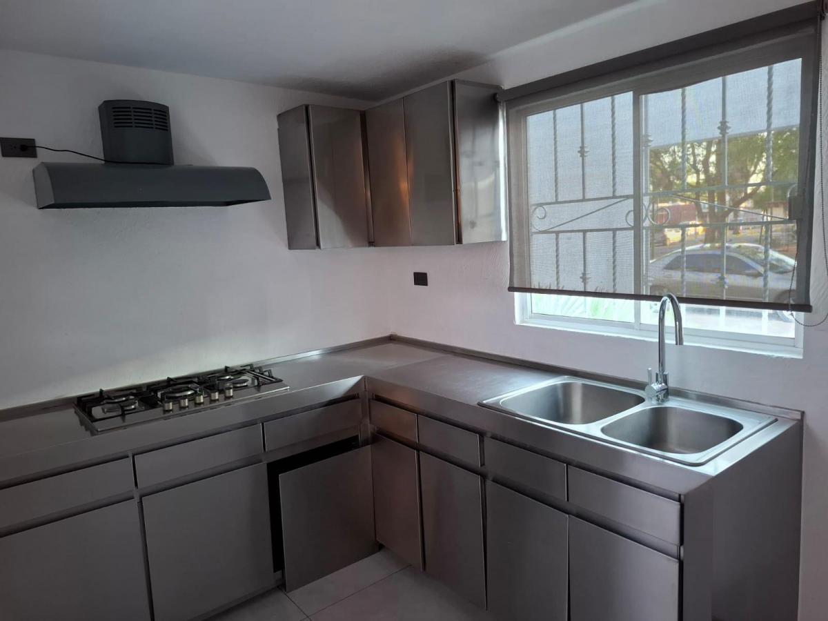 casa-en-venta-en-villas-del-rio-elite-zona-norte-culiacan-si - Vista 25