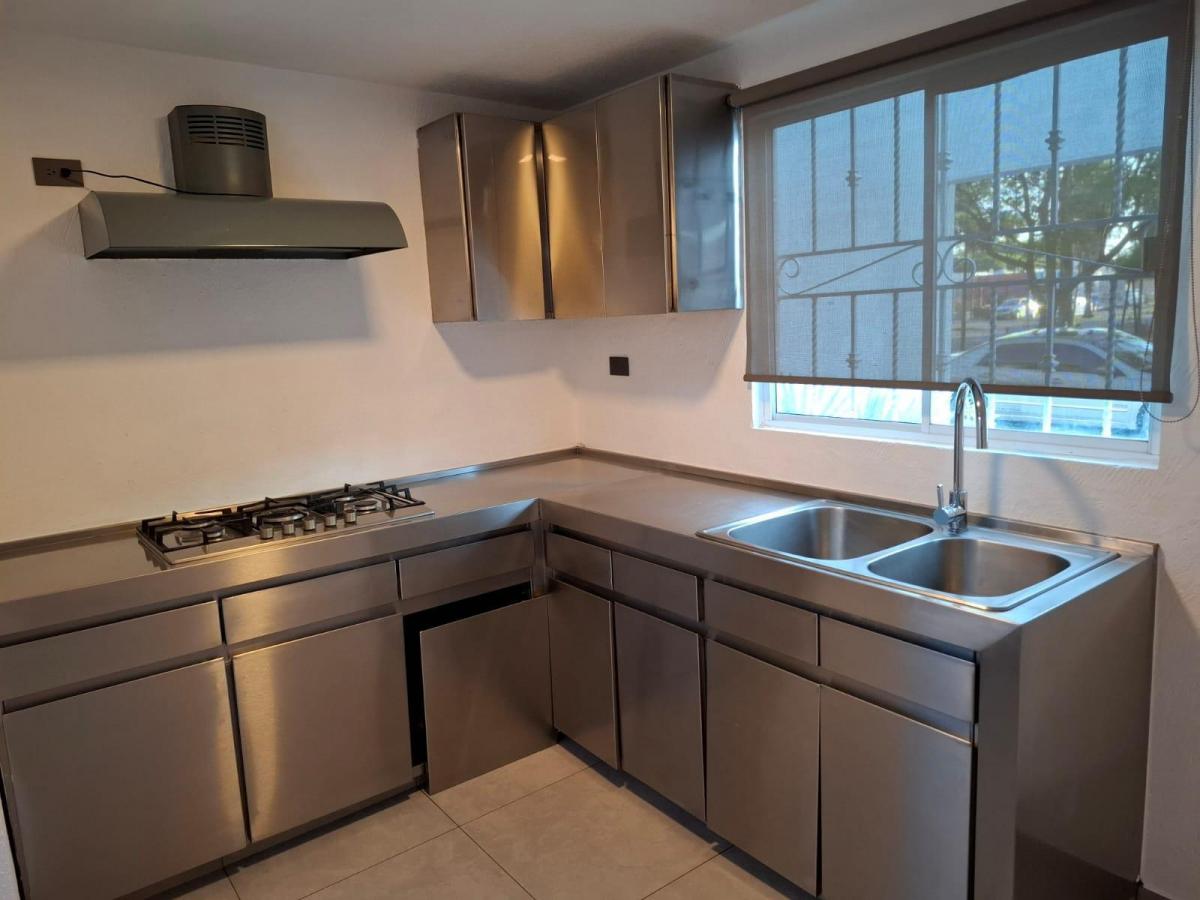 casa-en-venta-en-villas-del-rio-elite-zona-norte-culiacan-si - Vista 7