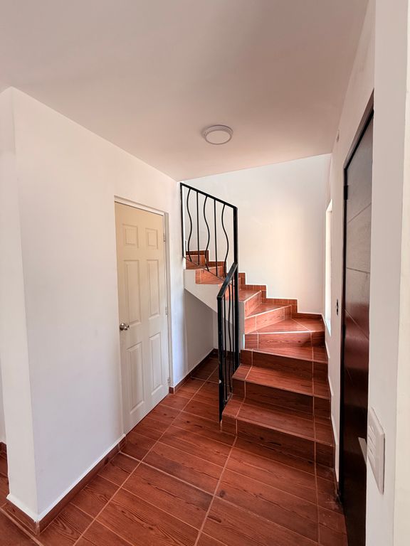 casa-en-venta-terreno-excedente-stanza-valle-alto - Vista 11