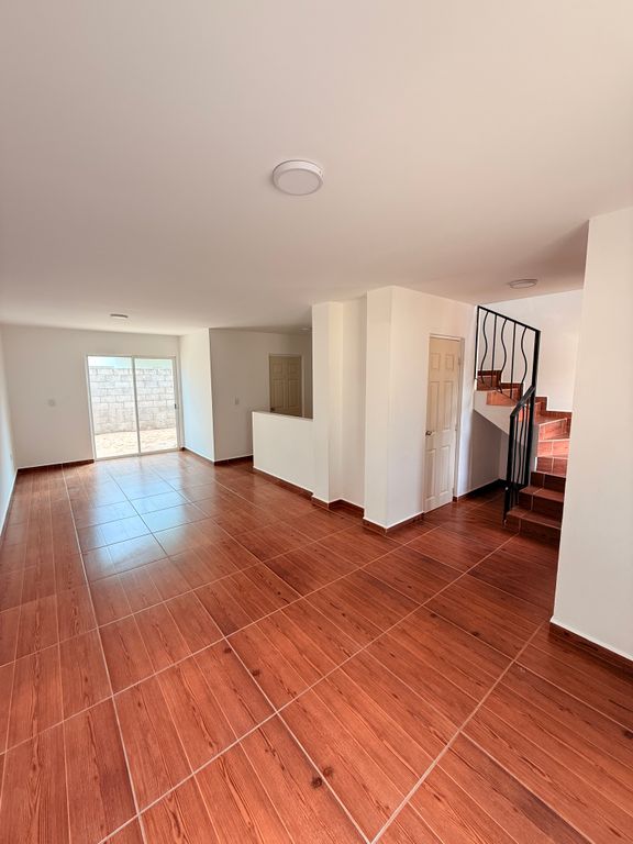 casa-en-venta-terreno-excedente-stanza-valle-alto - Vista 15