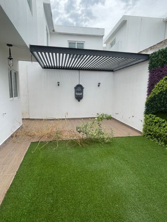 casa-en-venta-y-renta-en-carpatos-en-valle-alto-en-culiacan-sinaloa - Vista 12