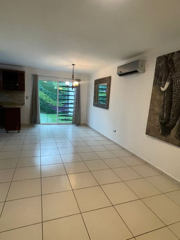 casa-en-venta-y-renta-en-carpatos-en-valle-alto-en-culiacan-sinaloa - Vista 2