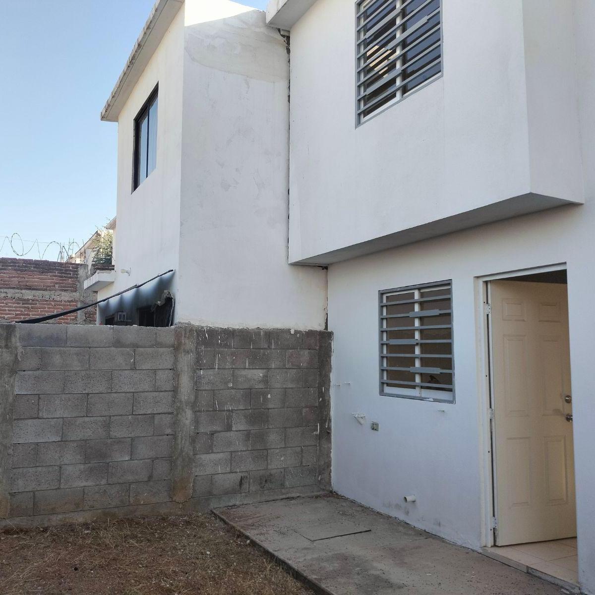 Casa - Fraccionamiento Hacienda Arboledas