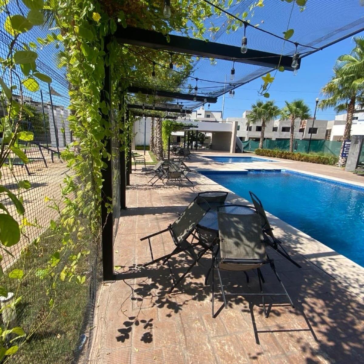 Casa - Fraccionamiento Infonavit Barrancos