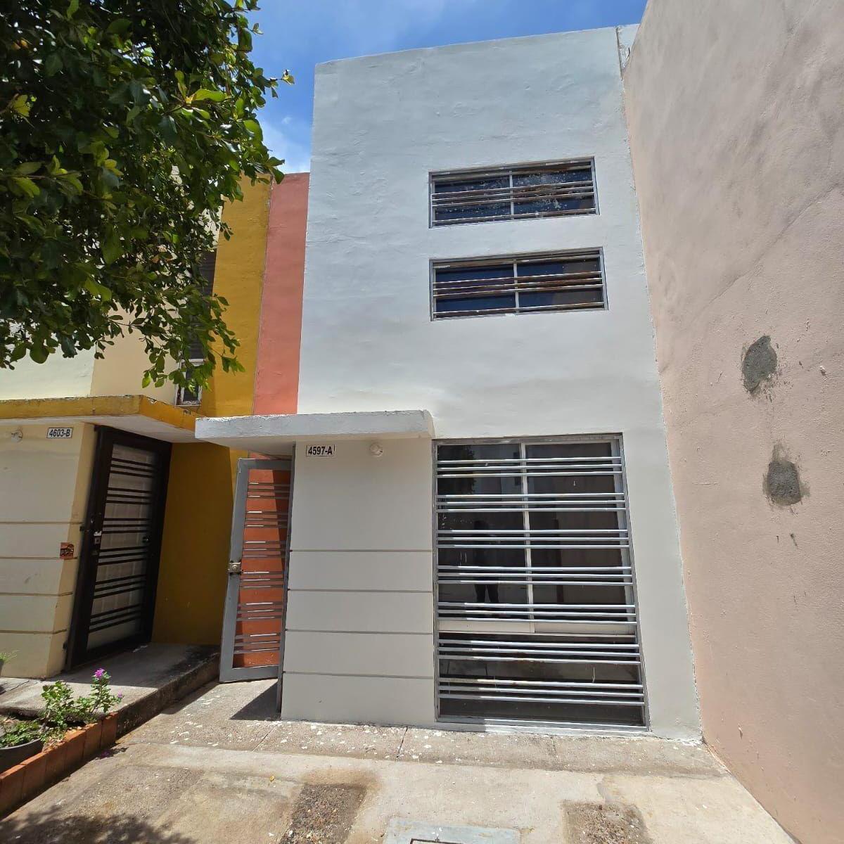 Casa - Fraccionamiento Zona Dorada