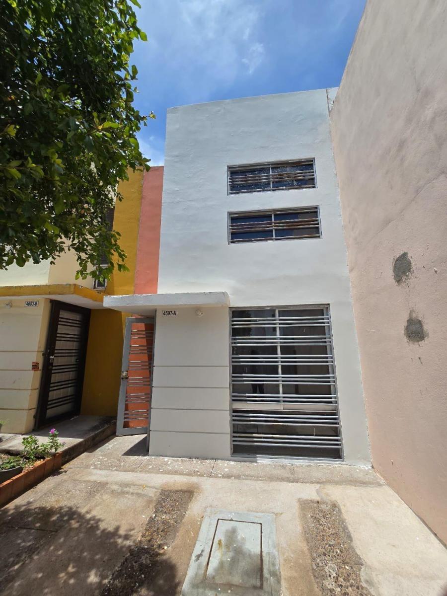 casa-fraccionamiento-zona-dorada - Vista 6