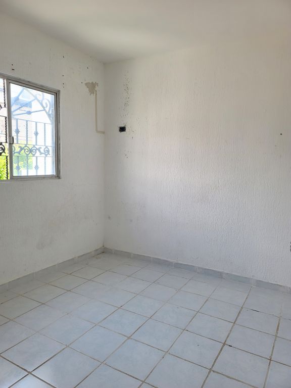 casa-venta-casa-en-venta-lomas-del-sol-en-esquina-2-pfnKusE - Vista 8