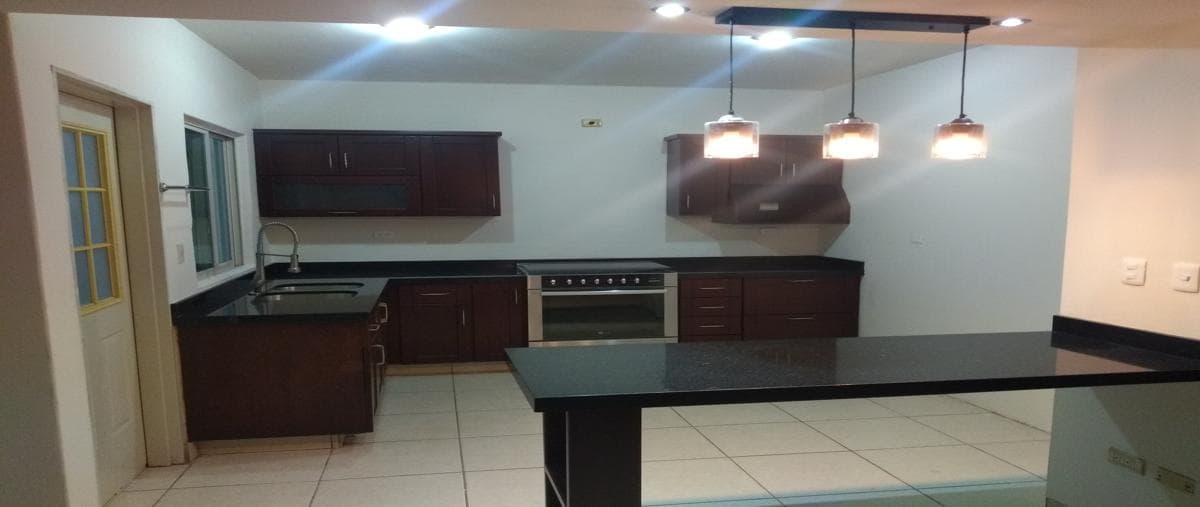 casa-venta-la-primavera-588180 - Vista 2