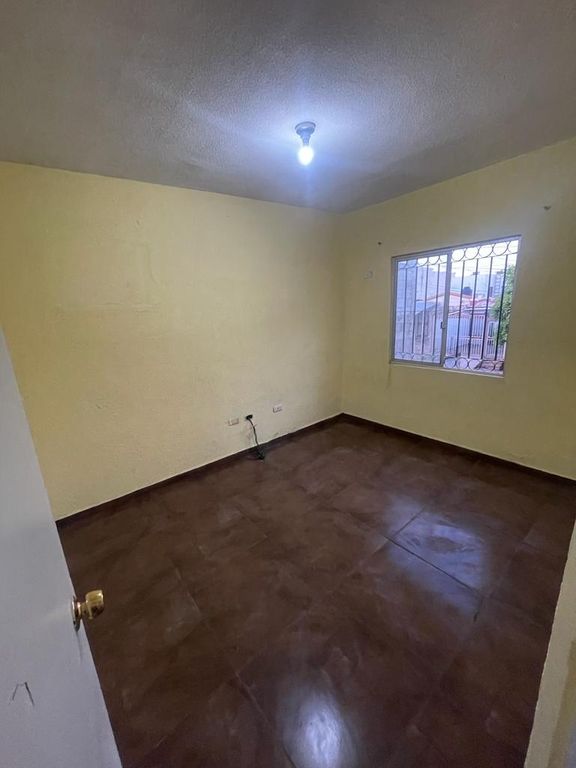 casa-venta-villa-bonita-045360 - Vista 13