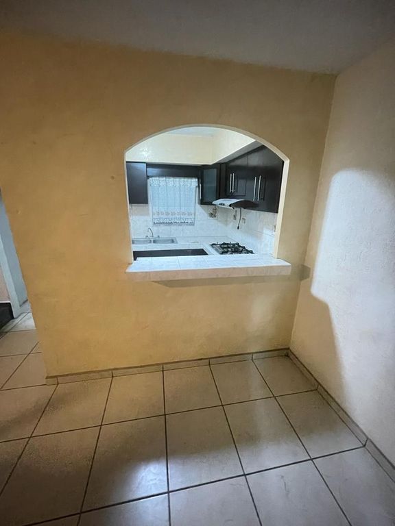 casa-venta-villa-bonita-045360 - Vista 3