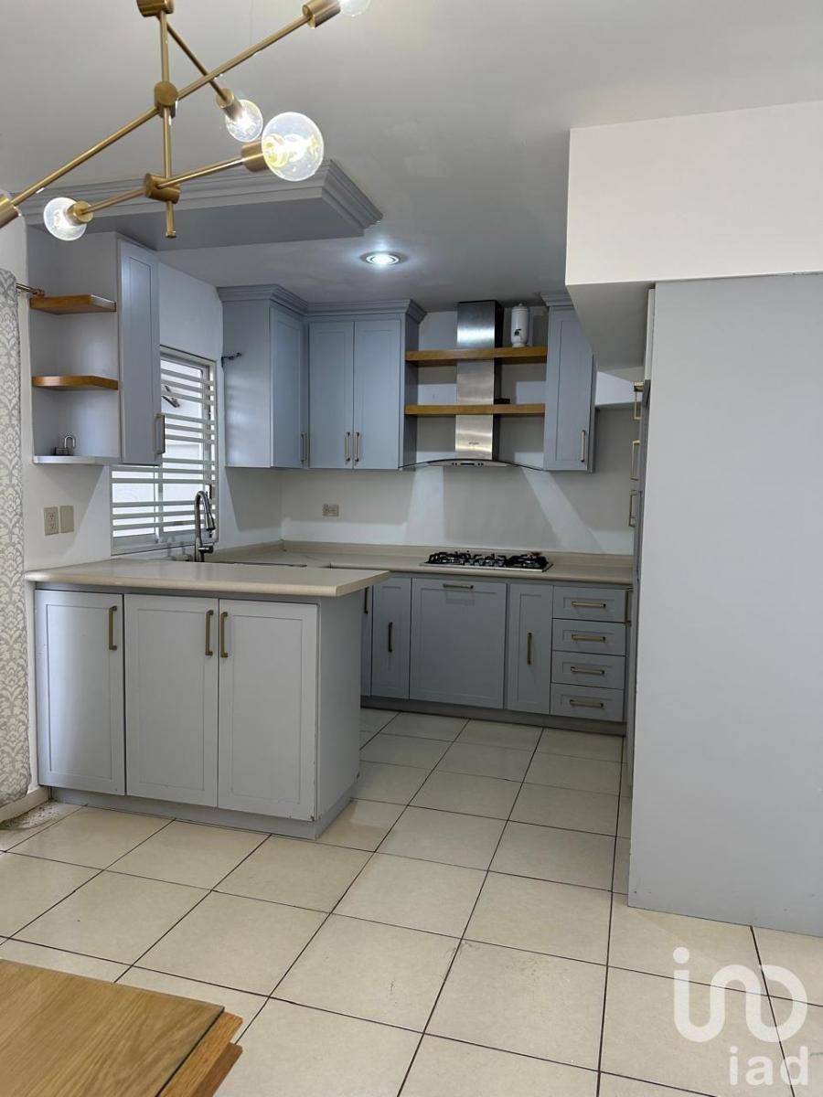 renta-de-casa-en-privada-bosques-del-rio - Vista 13