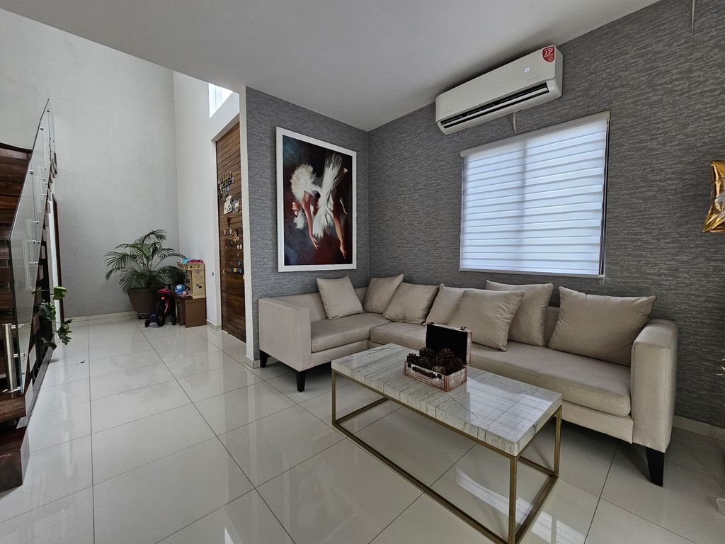 Residencia en venta en Barrio San Francisco la Primavera .01 * - Foto 3