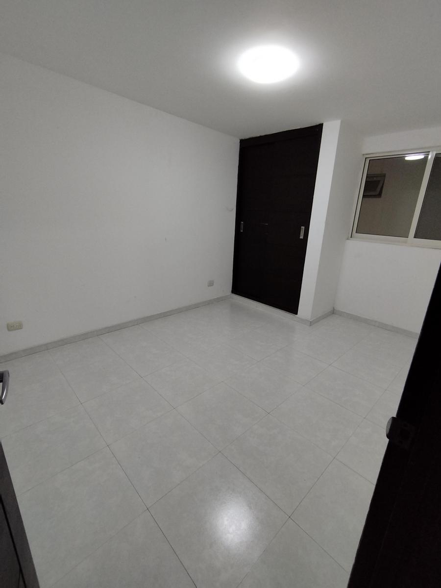 se-vende-casa-en-boulevard-doctor-mora-en-las-quintas - Vista 17