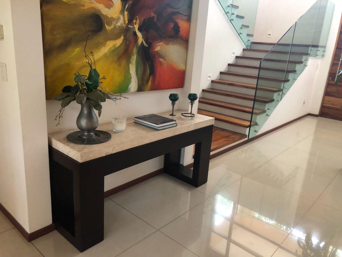 Se Vende Casa en Isla del Oeste en La Primavera