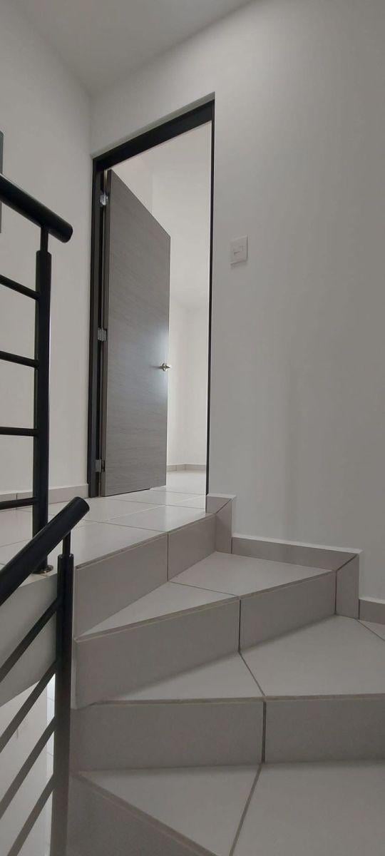 se-vende-casa-en-perisur-ii-culiacan - Vista 12