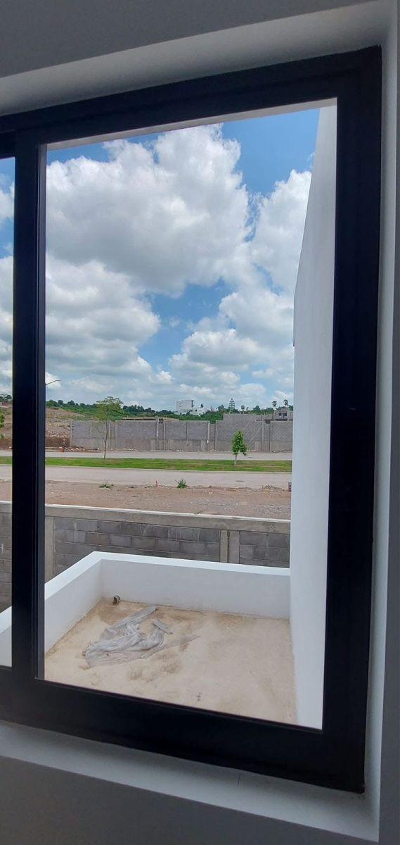 se-vende-casa-en-perisur-ii-culiacan - Vista 20