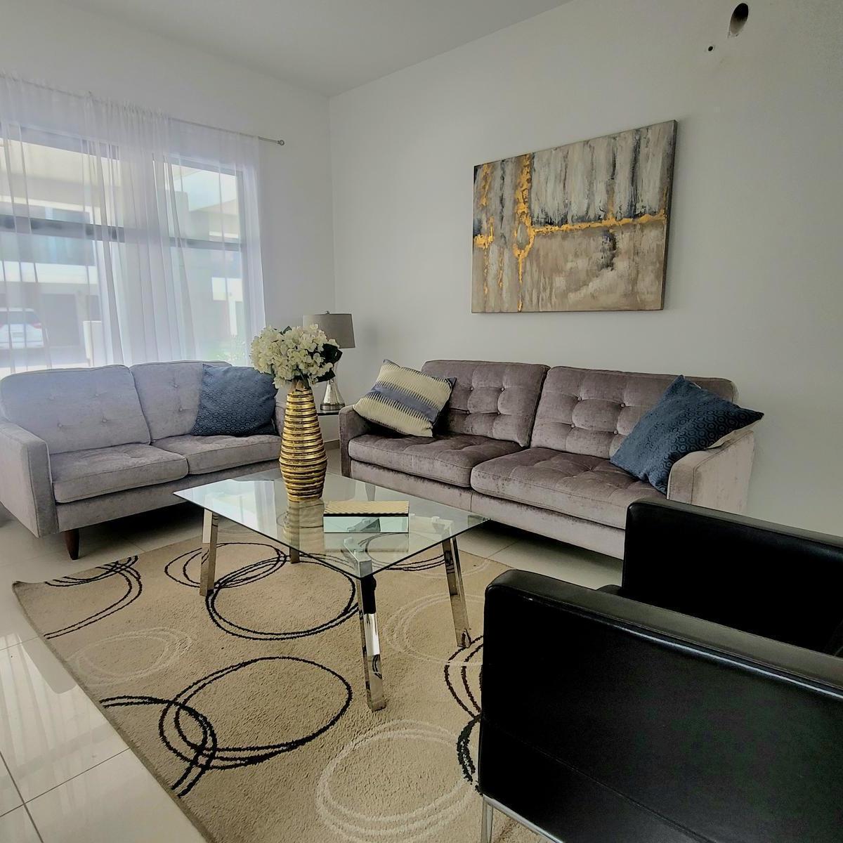 Se Vende Casa en Privada Sector Stanza Toscana