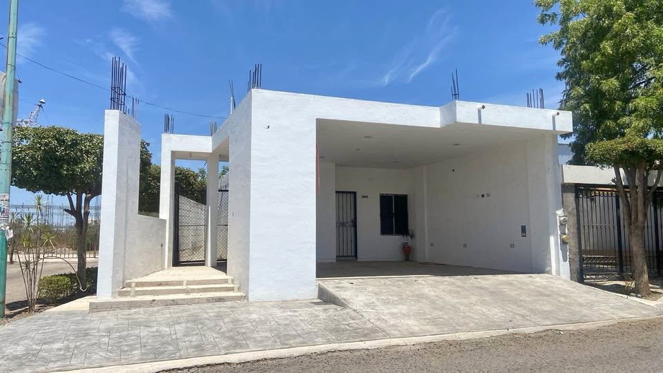 Fachada Casa Venta Hacienda del Rio