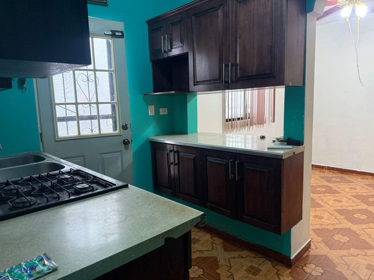 casa-en-venta-en-real-cumbres-monterrey-1-nivel-equipada - Vista 25