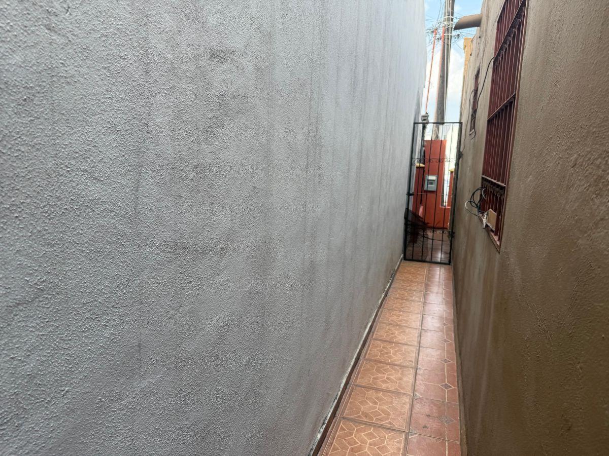 casa-en-venta-en-real-cumbres-monterrey-1-nivel-equipada - Vista 32